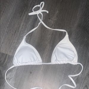 SHEIN plain white bikini size small, but fits xtra small